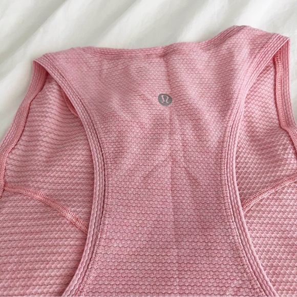 Lululemon cropped tank pink - Picture 4 of 4